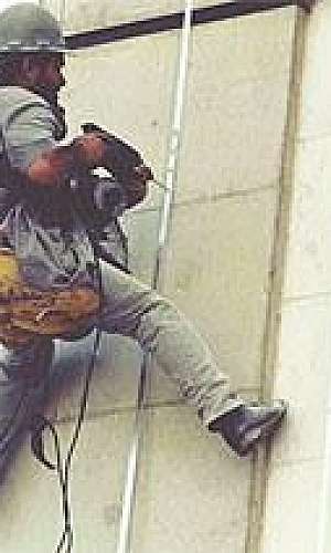 Sistema de proteção contra descargas atmosféricas Sistema de proteção contra descargas atmosféricas