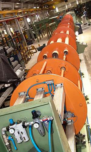 Tubos trefilados com costura Tubos trefilados com costura